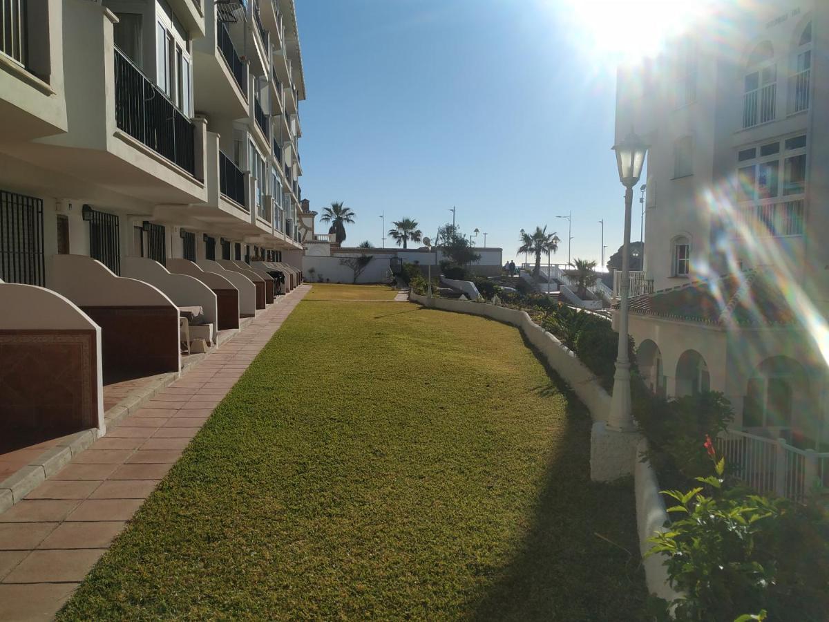 Appartement 1 Bedroom Beachfront At Torecilla *
